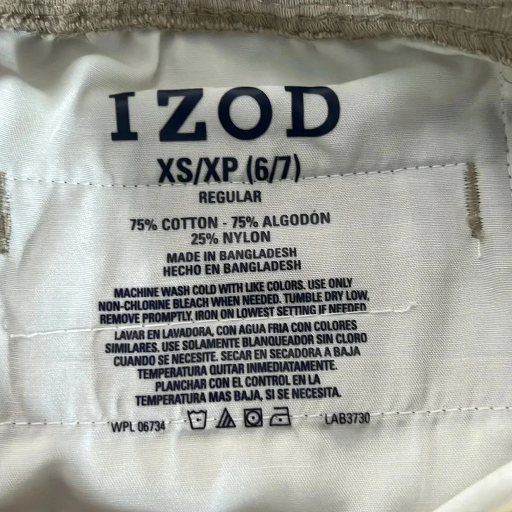 IZOD boys Khaki Shorts. 2 pair. NWT